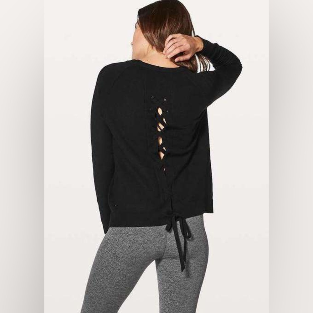 Lululemon New Tied to your sweater size 6